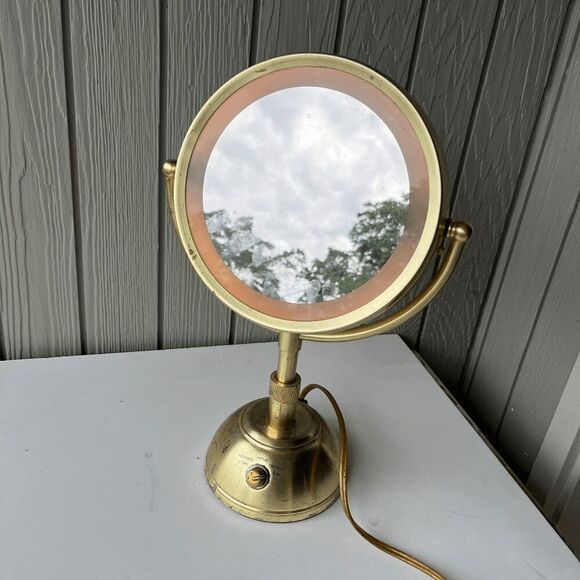 Vintage Lighted Vanity Mirror – Telescoping, Dual-Sided, Brass-Tone Metal, Extra - Picture 1 of 8